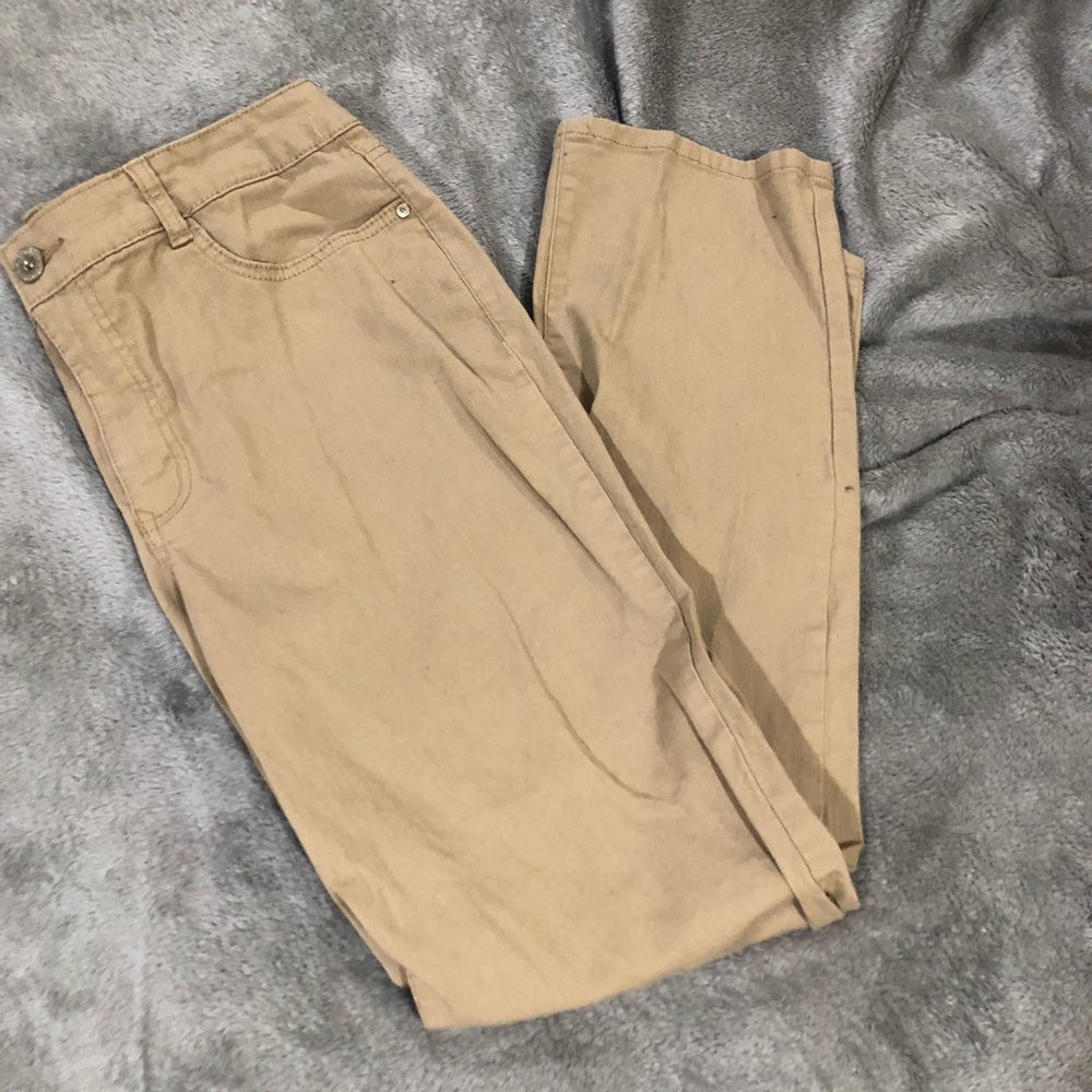 Kaki Pants